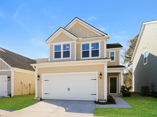 2004 Tyler Farms Rd, Hanahan, SC 29410