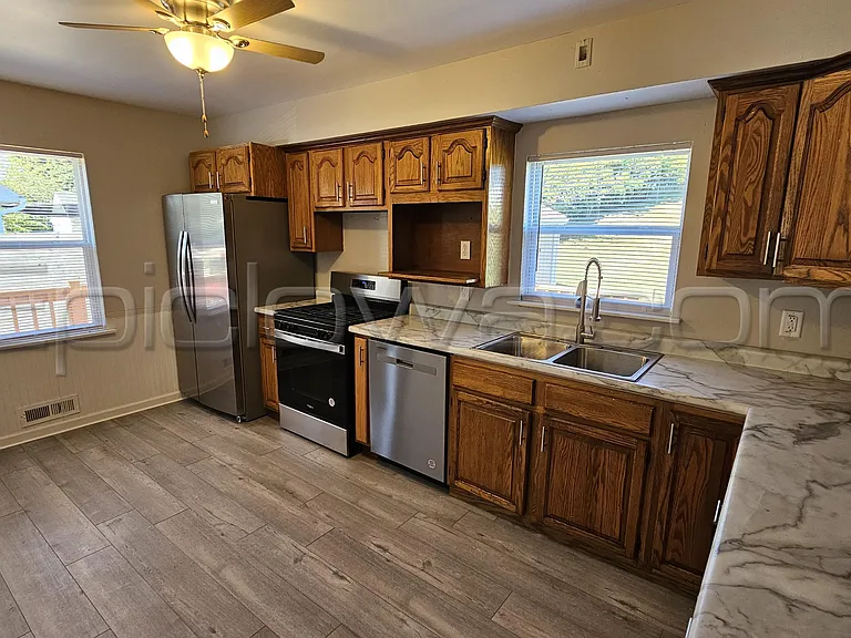 130 Outlook Dr SW — Photo 6