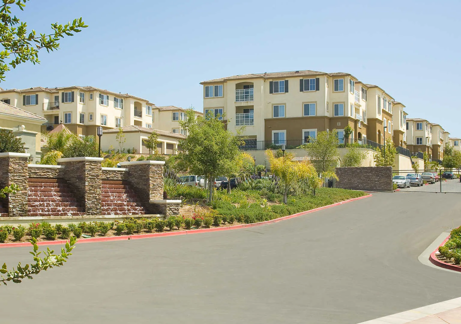 Bella Vista At Warner Ridge — Photo 2
