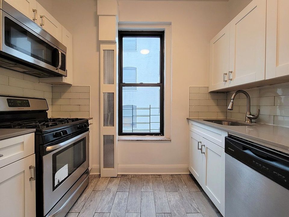 1st image of 2907 31st Ave #5D