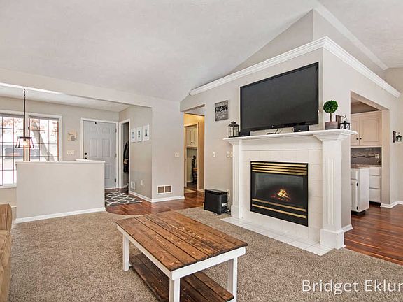 5th image of 2531 Golfbury Dr SW
