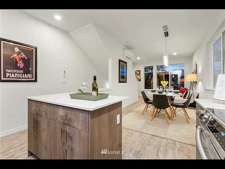 9221 Ashworth Ave N #C — Photo 13