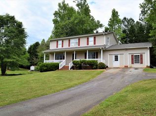 576 Edens Rd, Pickens, SC 29671