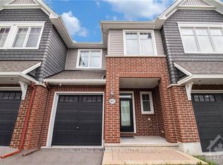 803 Indica St, Ottawa, ON K2S 2M7