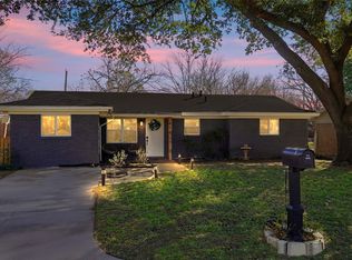 416 Simmons Dr, Hurst, TX 76053