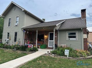 210 Maple St, West Unity, OH 43570