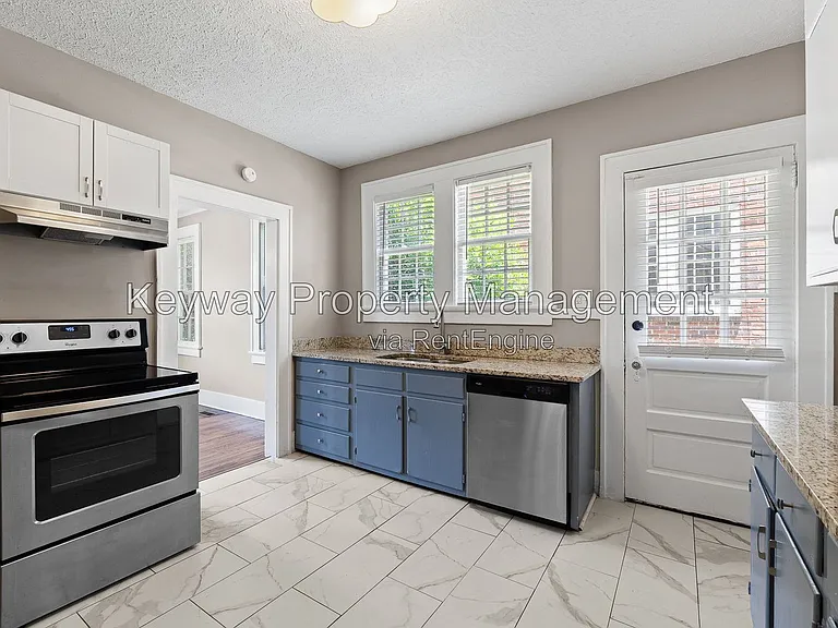 1013 Georgia Ave #A — Photo 9