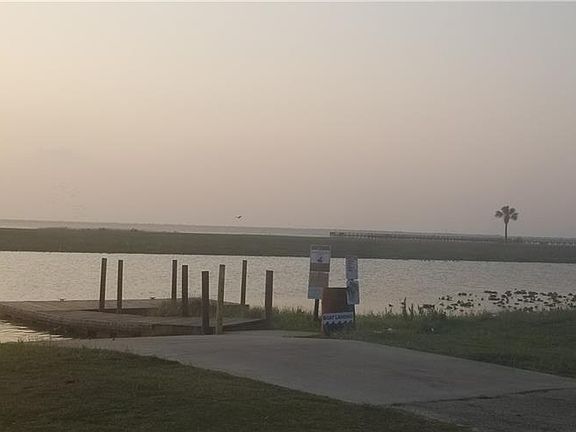 4th image of 317 Indian Lake Dr