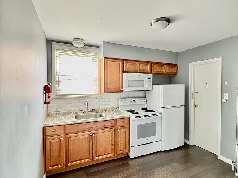 1025 Brookline Blvd #2 — Photo 3