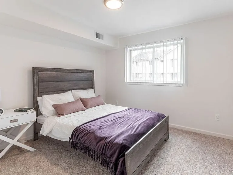 Dearborn View Apartments - Inkster, MI — Photo 10