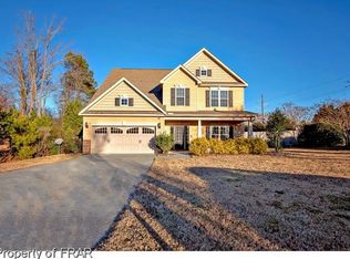 16 Jack Harris Ln, Spring Lake, NC 28390