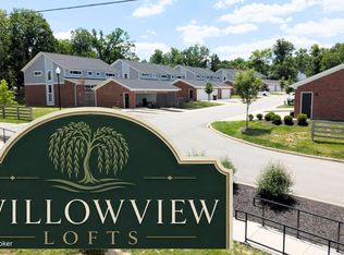 10926 Cole Thompson Ln, Jeffersontown, KY 40299