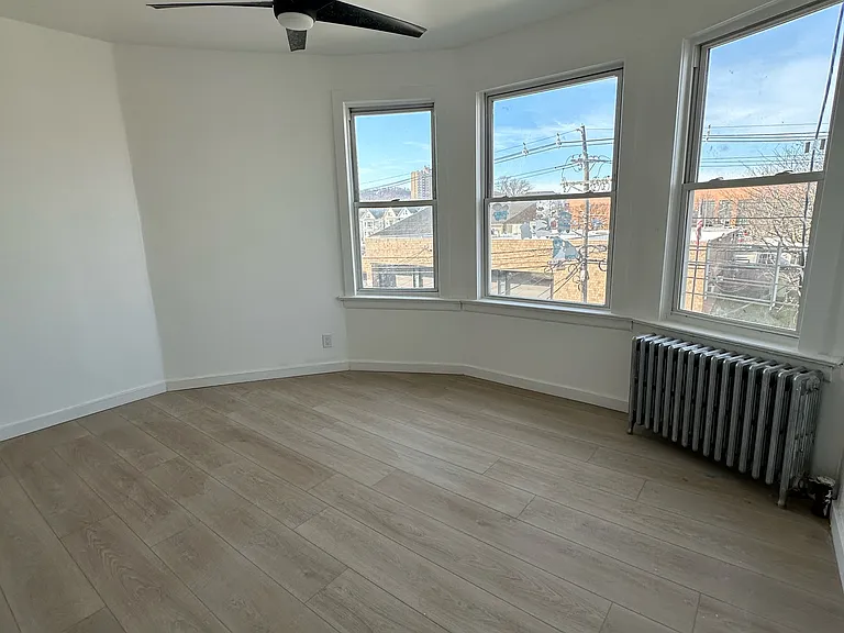 851 Madison Ave #3A — Photo 10