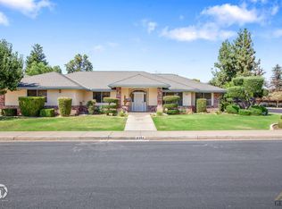 6304 Westlake Dr, Bakersfield, CA 93308