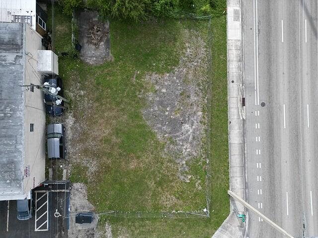 1st image of 2301 S State Road 7 Road