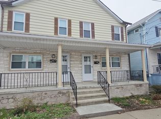 304 Vine St, Old Forge, PA 18518