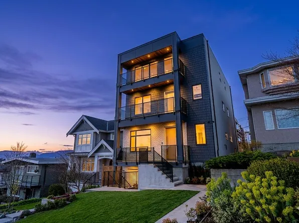 4875 Albert St #1, Burnaby, BC V5C 2H4