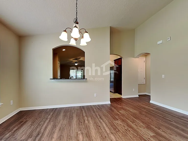 915 Branchwood Way — Photo 6