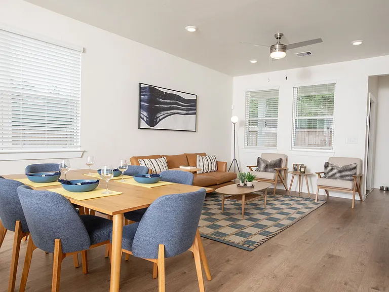 Sycamore Heights — Photo 7