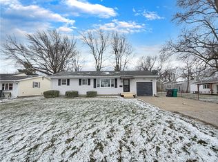 2451 W Olive St, Decatur, IL 62526