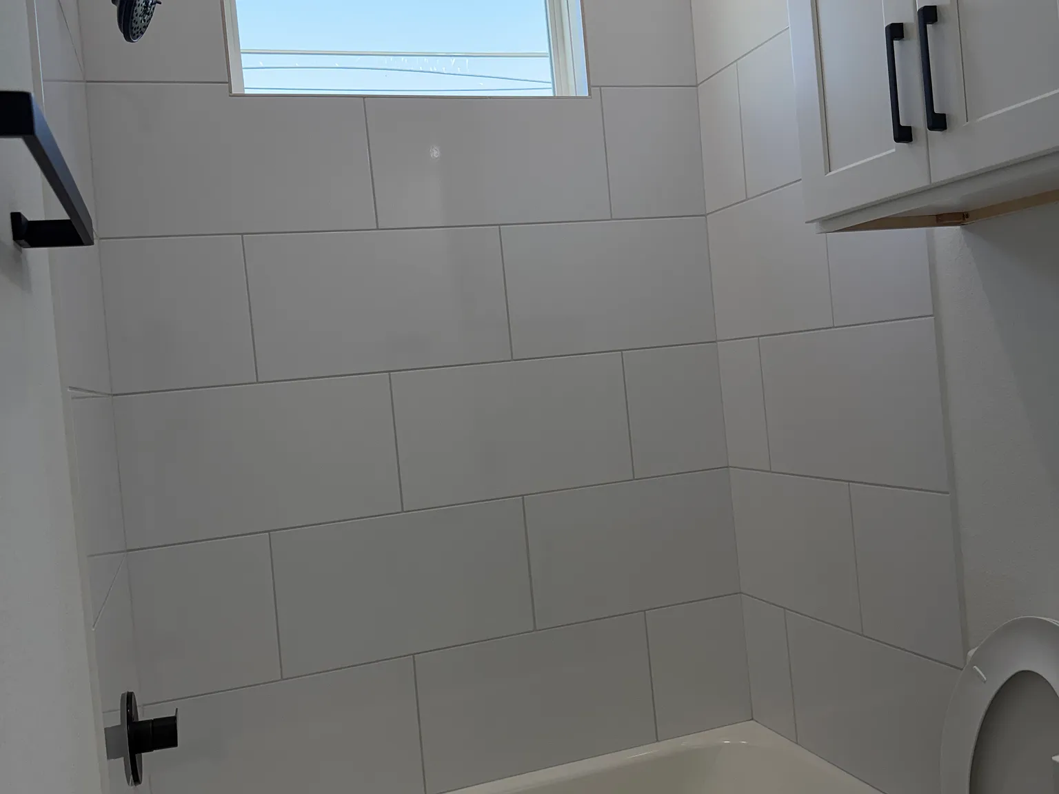 3 bed, 2200 sqft, $2,000 — Photo 4