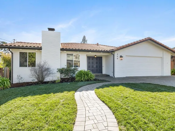 740 Greenview Pl, Los Altos, CA 94024