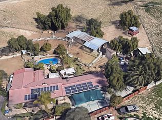 9922 Poole Ave, Sunland, CA 91040