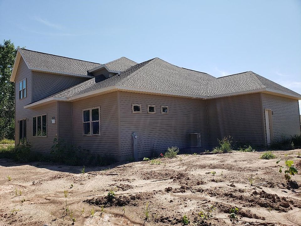 2nd image of 1445 Chesterfield Ct