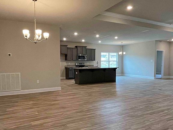 5th image of 3051 Sea Oats St