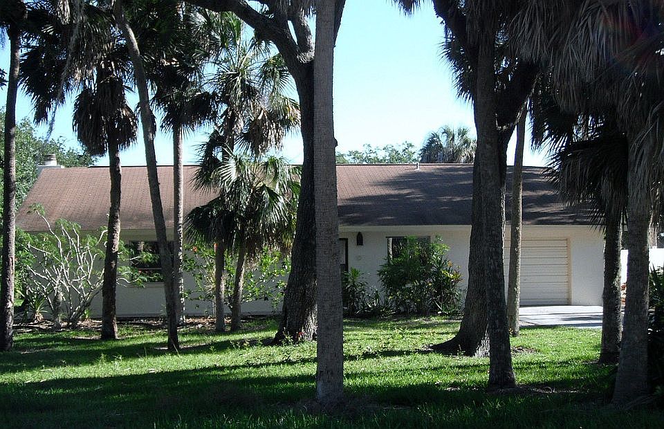1st image of 4844 Tarpon Ave