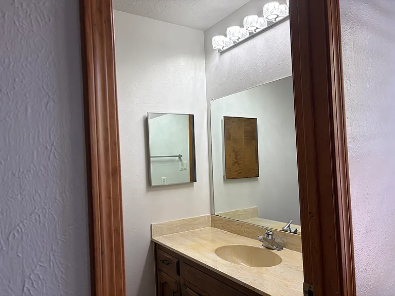 2202 Brillante St — Photo 12