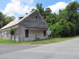 1614 NW 12th Dr, Chiefland, FL 32626