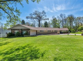 900 Magnolia Ave, Cuyahoga Falls, OH 44221