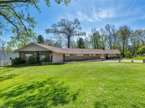 900 Magnolia Ave, Cuyahoga Falls, OH 44221
