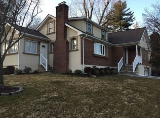 27 Broadview Ave, White Plains, NY 10607