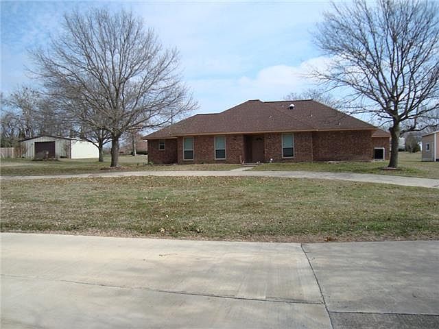 1st image of 220 Dale Dr