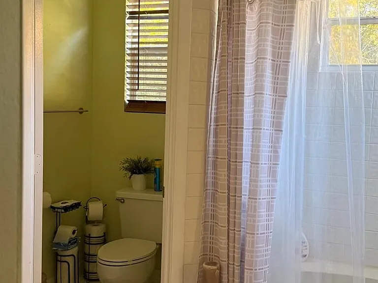 593 Bedford Ave — Photo 39