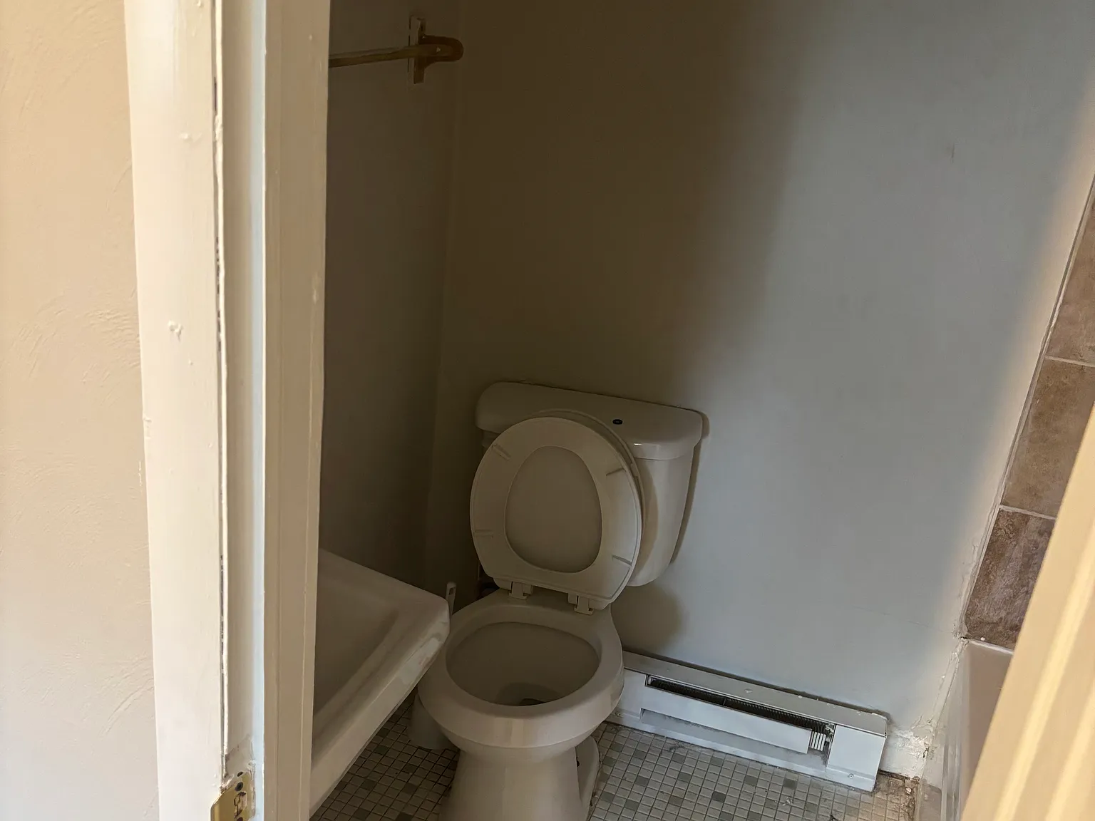 1 bed, 500 sqft, $900 — Photo 3