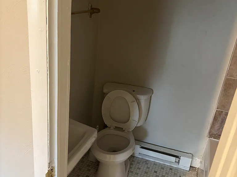 200 Bute St #2 — Photo 3