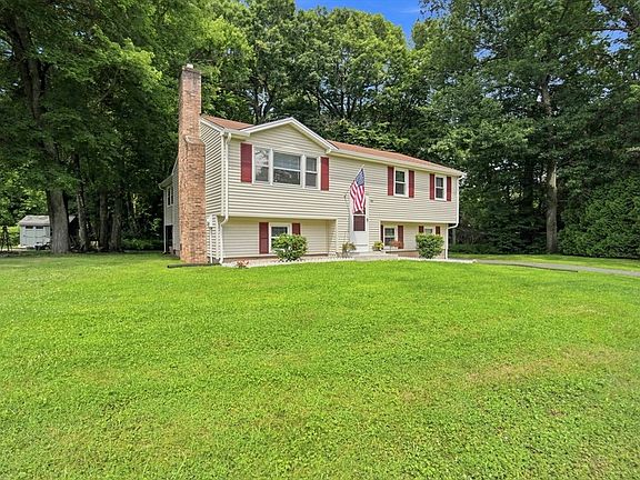 2nd image of 135 Red Fox Dr