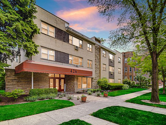 2nd image of 426 S Lombard Ave APT 104