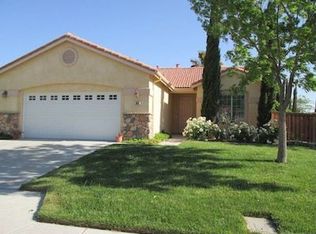 998 Sagecrest Dr, San Jacinto, CA 92583