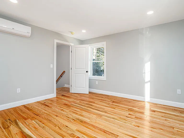 27 Milton St #1 — Photo 19