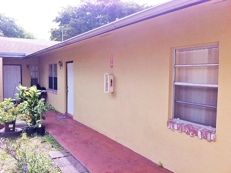 4030 NW 30th Ter — Photo 16