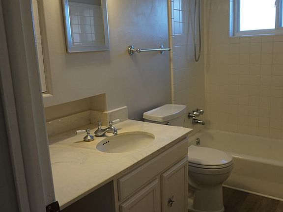 Main Floor Full Bathroom