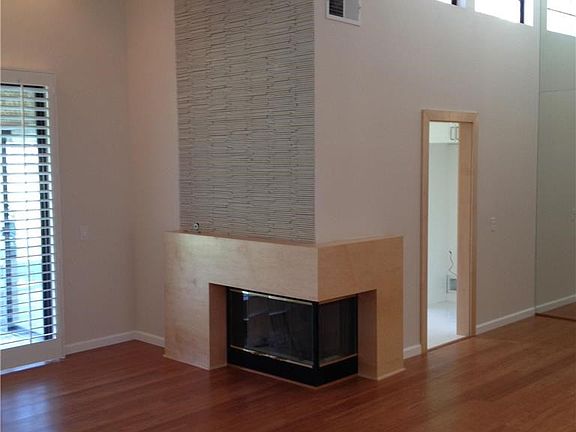 4th image of 3027 Regency Dr N