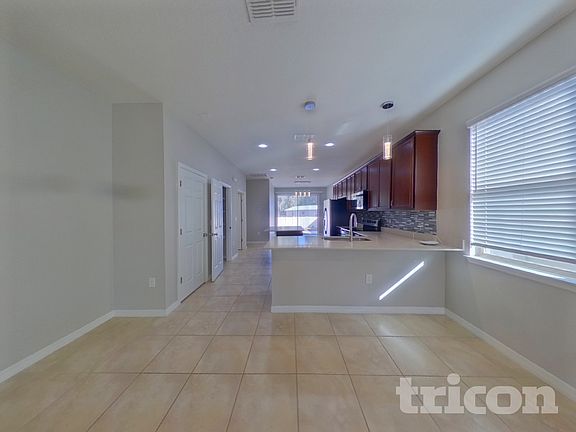 3rd image of 2743 Red Horse Dr
