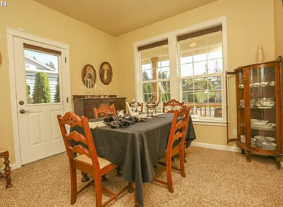 5th image of 3710 SE Palmire Ct