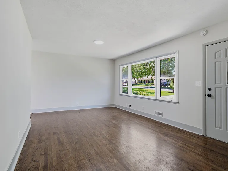 7138 Craig St — Photo 18