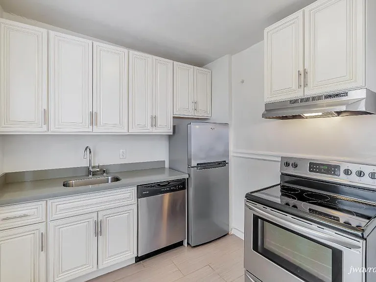 1390 Clay St #1385-9 — Photo 1